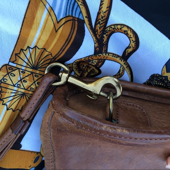 Vintage Coach Leather Basic Bag - Picture 4 of 9